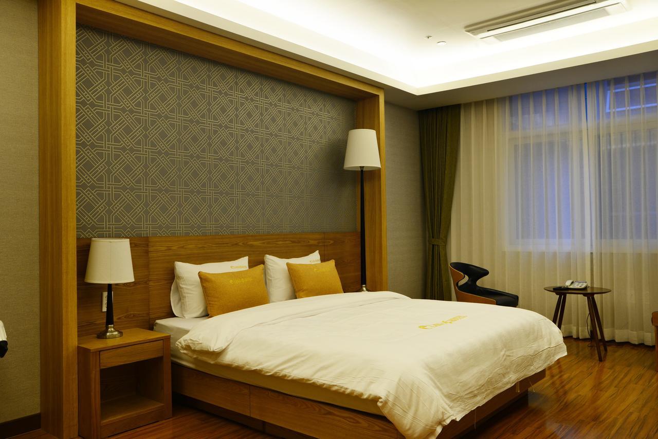 Lake 45 Hotel Naju Bagian luar foto