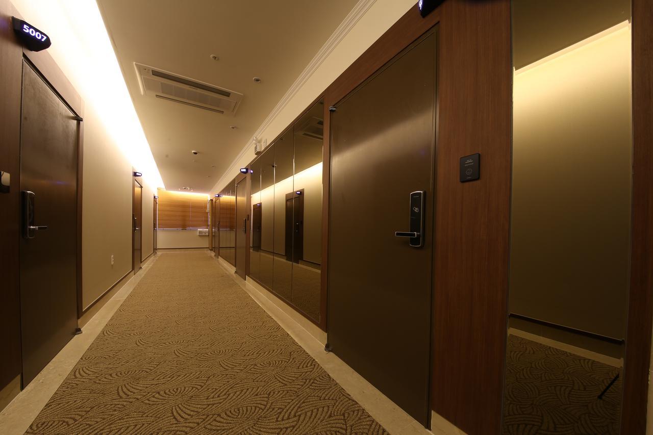 Lake 45 Hotel Naju Bagian luar foto